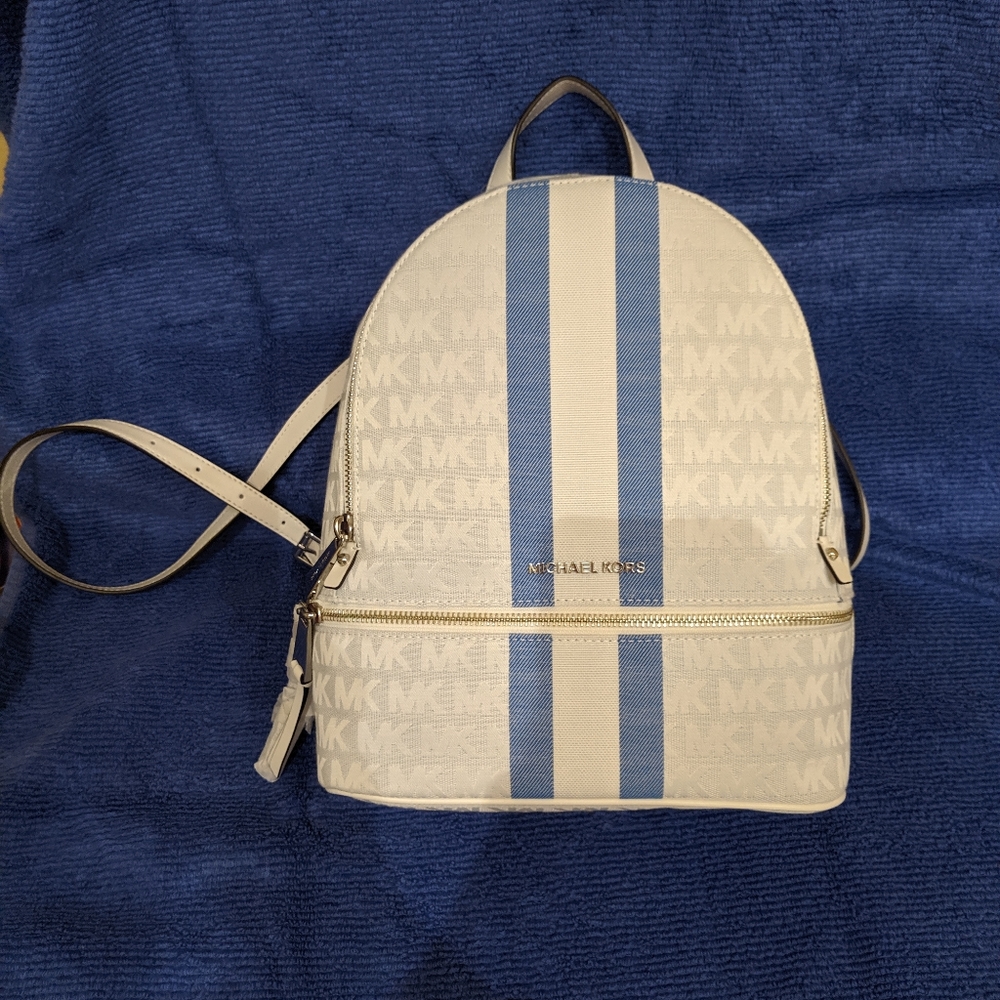Michael Kors Rhea zip medium size backpack
